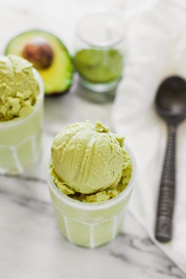 вкусное мороженое из авокадо